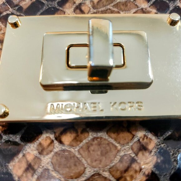 MICHAEL KORS JET SET PYTHON EMBOSSED LEATHER CLUTCH / SHOULDER BAG - Picture 3 of 11